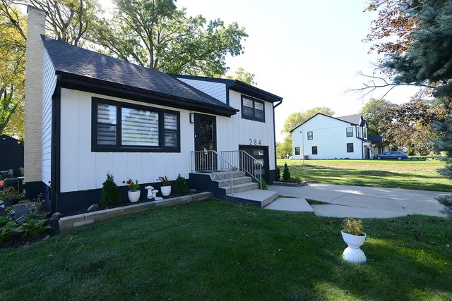 $469,900 | 284 East Jefferson Street, Bensenville, IL 60106