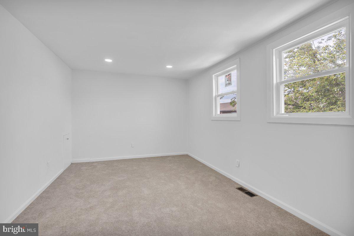 3204 Birch Road Philadelphia, PA 19154 - Photo 13 of 28