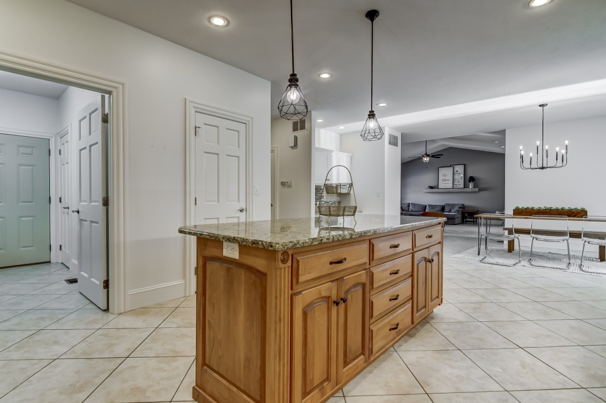4 Woodland Trail Rochester, IL 62563 - Photo 12 of 49