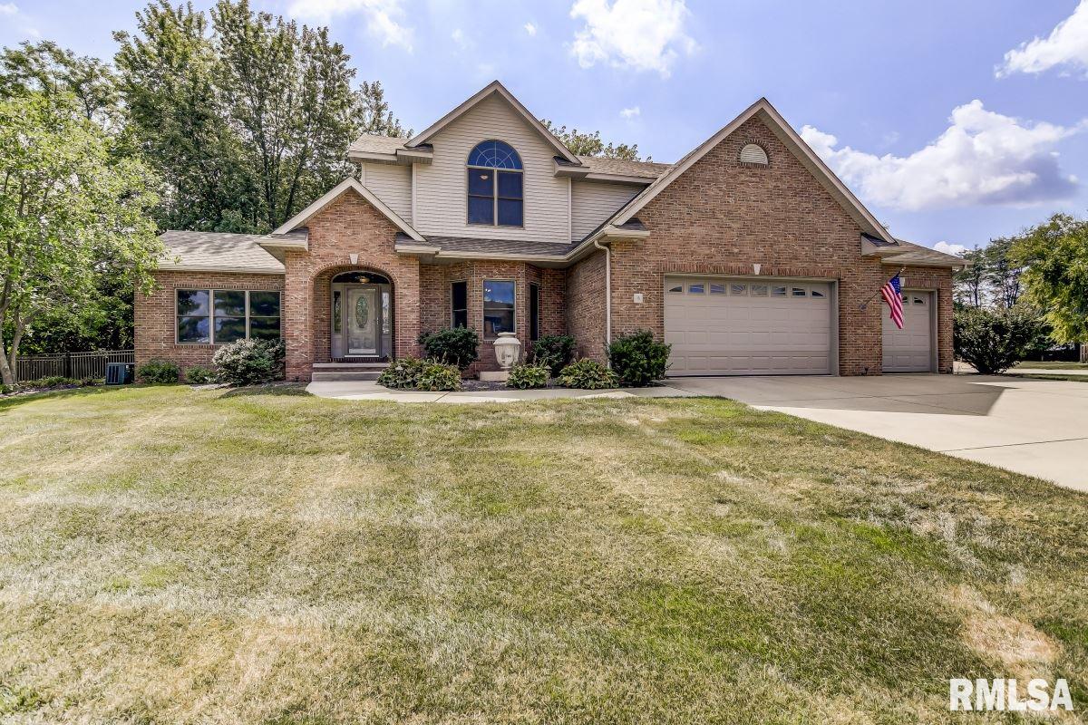 4 Woodland Trail Rochester, IL 62563 - Photo 2 of 49