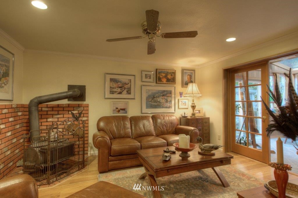 22029 7th Place West Bothell, WA 98021 - Photo 11 of 19