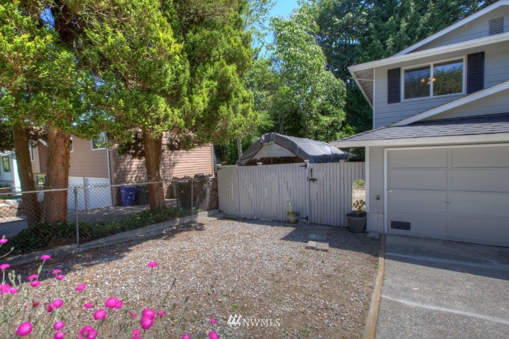 22029 7th Place West Bothell, WA 98021 - Photo 18 of 19