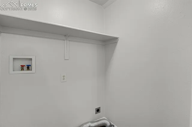 $435,000 | 901-903 Teal Court, Colorado Springs, CO 80910