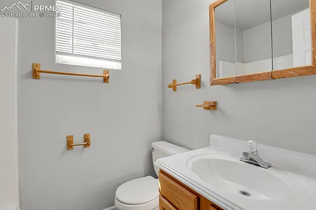 $435,000 | 901-903 Teal Court, Colorado Springs, CO 80910