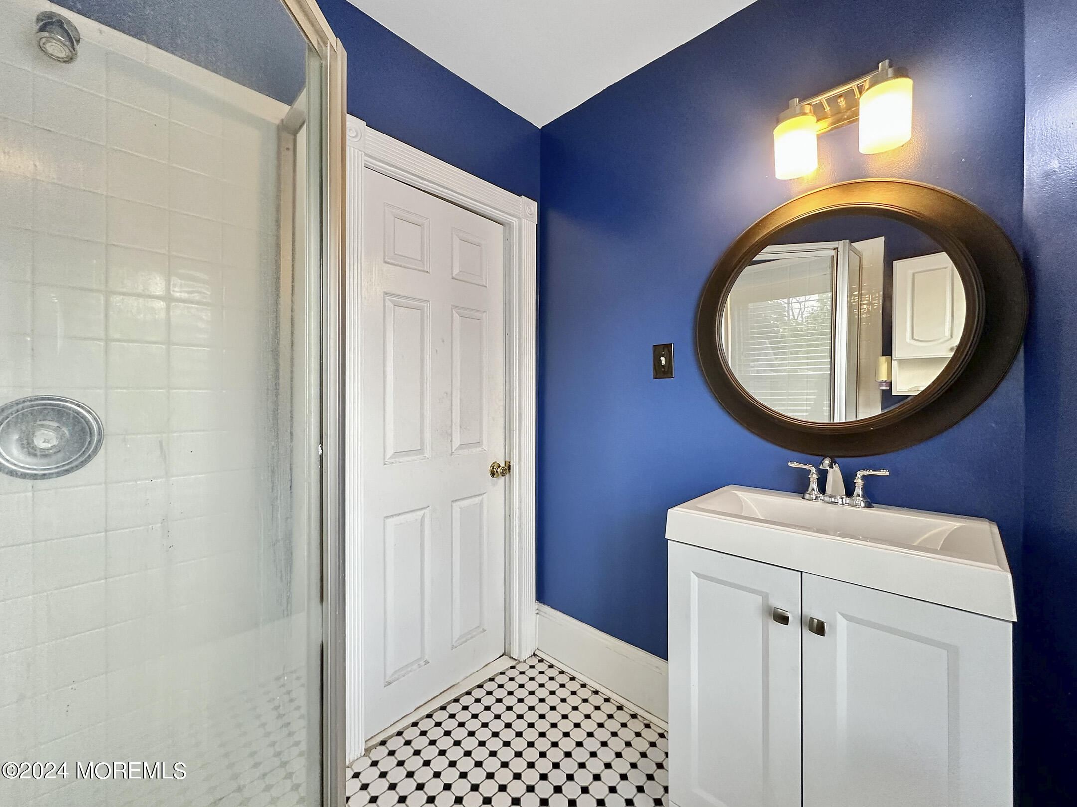 40 Little Street Matawan, NJ 07747 - Photo 20 of 38 2nd Floor Bathroom