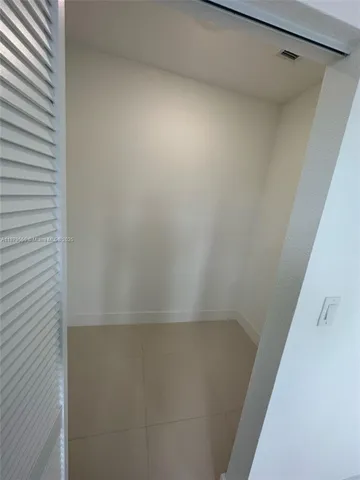 a close up of a shower