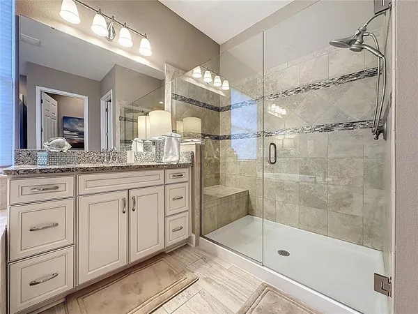 a view of entryway and hall