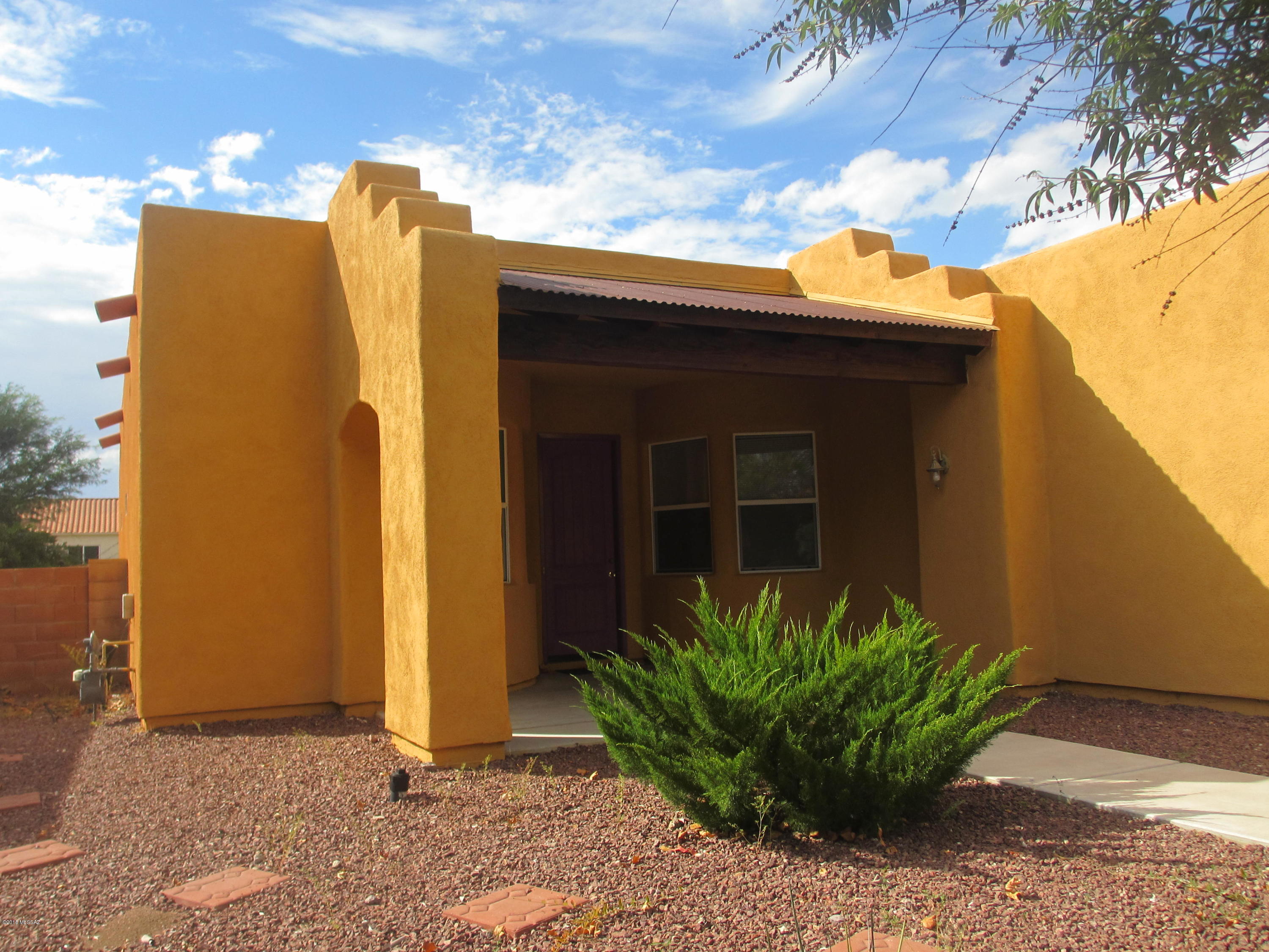 334 Via Bella Donna Rio Rico, AZ 85648 - Photo 3 of 40