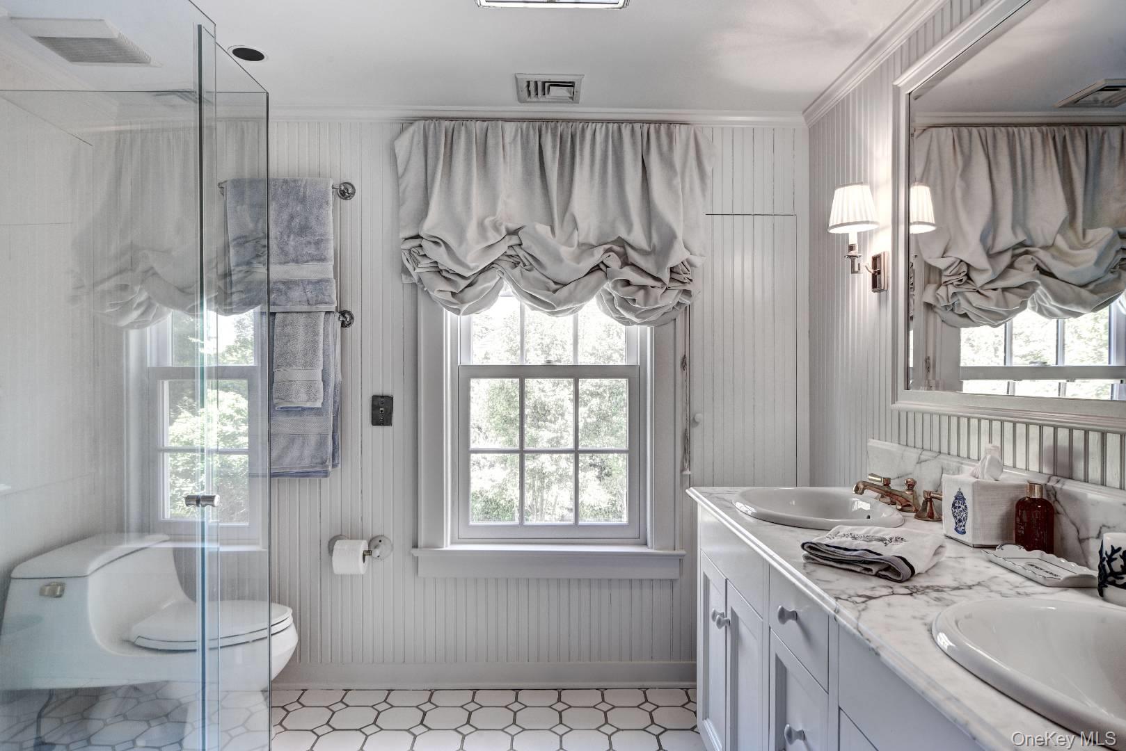 10 Jones Road East Hampton, NY 11937 - Photo 16 of 41