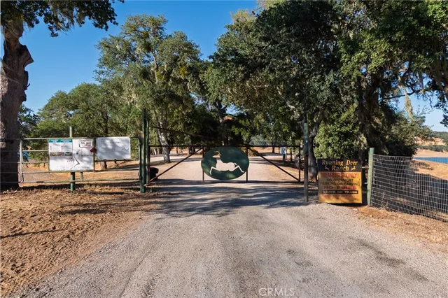 $1,070,000 | 5550 Las Tablas Bay Drive, Paso Robles, CA 93446