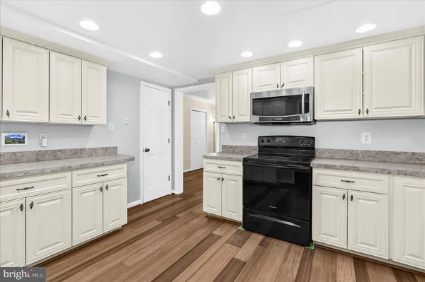 $449,900 | 7901 Citadel Drive, Severn, MD 21144