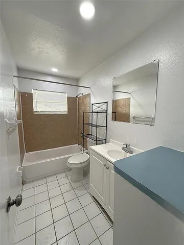 $1,295 | 720 Michigan Court, Unit 3, St. Cloud, FL 34769