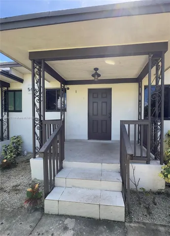 a view of entryway and hall