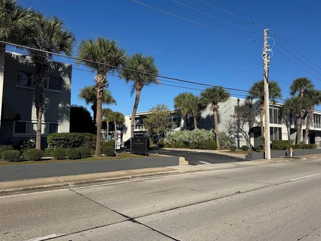 $215,000 | 151 North Orlando Avenue, Unit 226, Winter Park, FL 32789