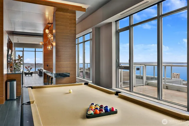 $899,000 | 588 Bell Street, Unit 2008S, Seattle, WA 98121