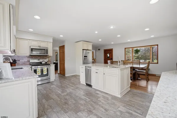 $749,900 | 331 South Vienna Avenue, Egg Harbor City, NJ 08215