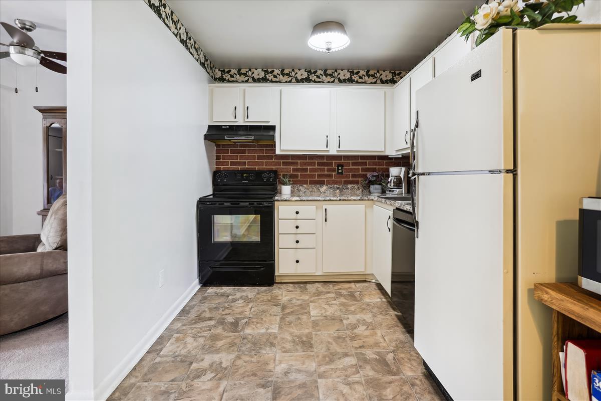 805 Corktree Road, Unit 805 Middle River, MD 21220 - Photo 10 of 34
