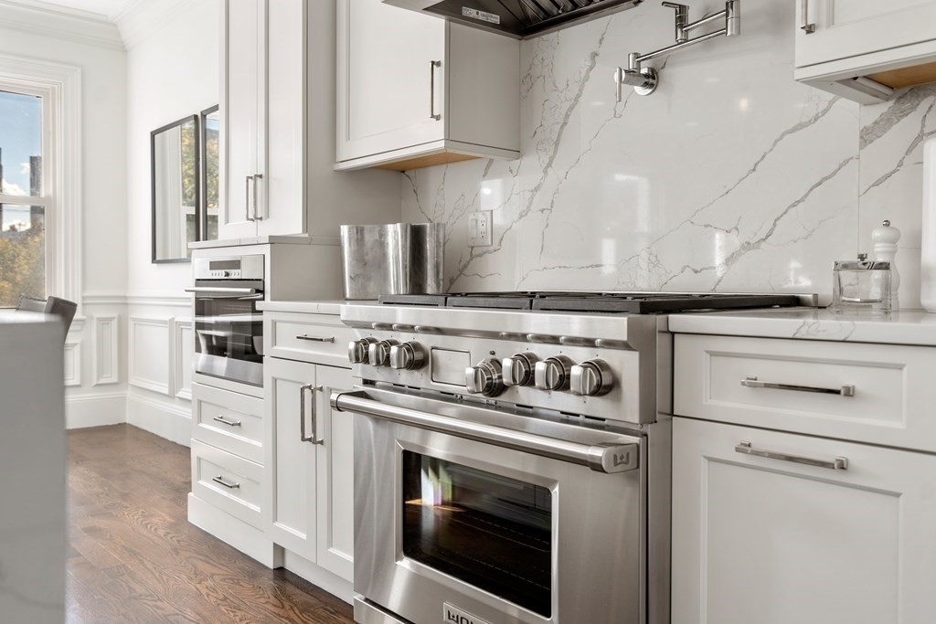 329 Commonwealth Avenue, Unit 5 Boston, MA 02115 - Photo 9 of 42