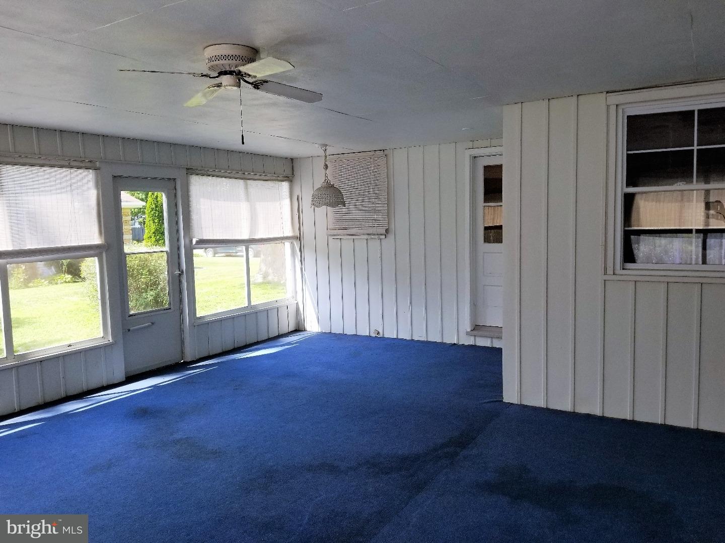 816 Maple Lane Riverside, NJ 08075 - Photo 14 of 25 Sun Room