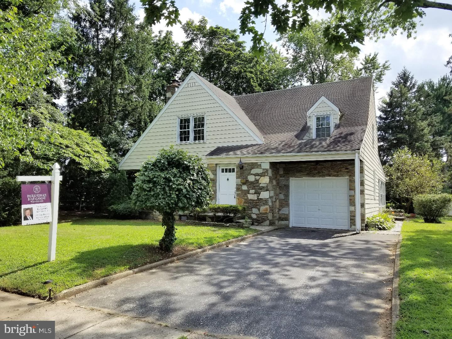 816 Maple Lane Riverside, NJ 08075 - Photo 25 of 25 Exterior Front