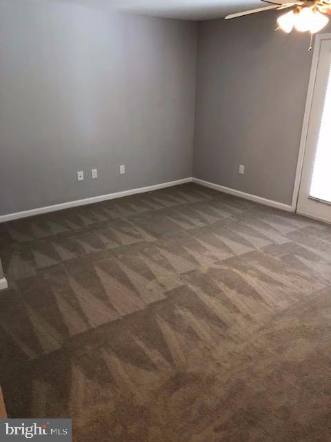 31 Victoria Square Frederick, MD 21702 - Photo 4 of 28 1st Floor Familyroom