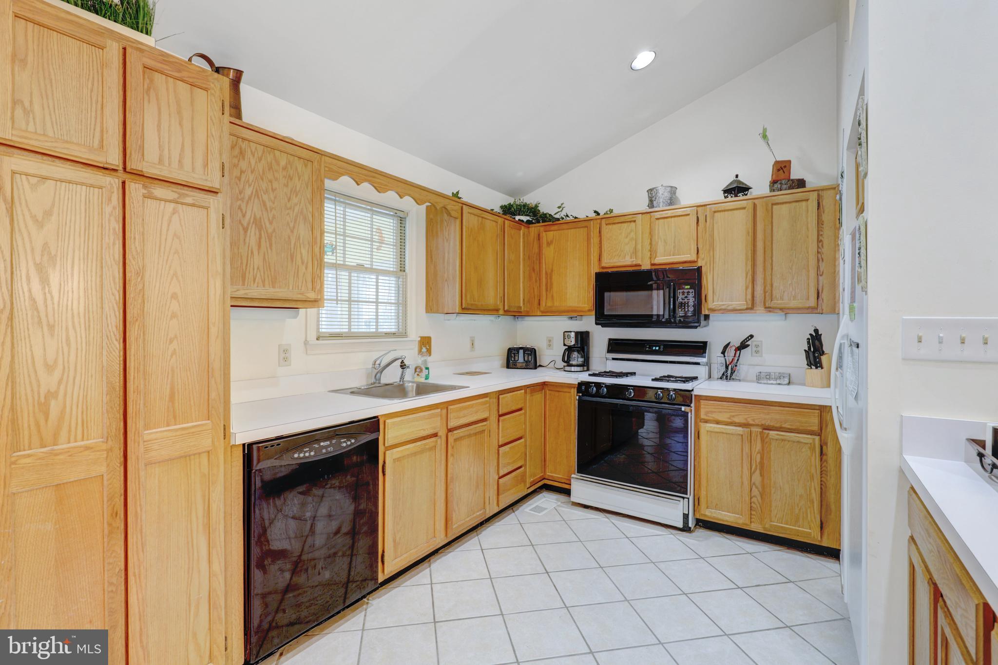 36 Rabbit Run Lane Ocean Pines, MD 21811 - Photo 14 of 28 Kitchen