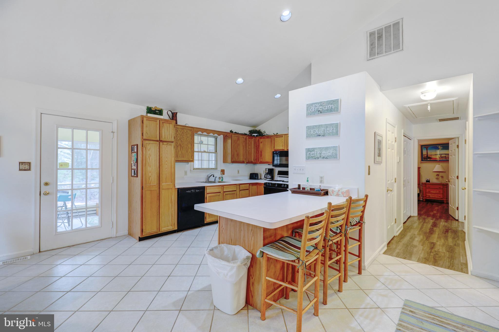 36 Rabbit Run Lane Ocean Pines, MD 21811 - Photo 9 of 28 Kitchen