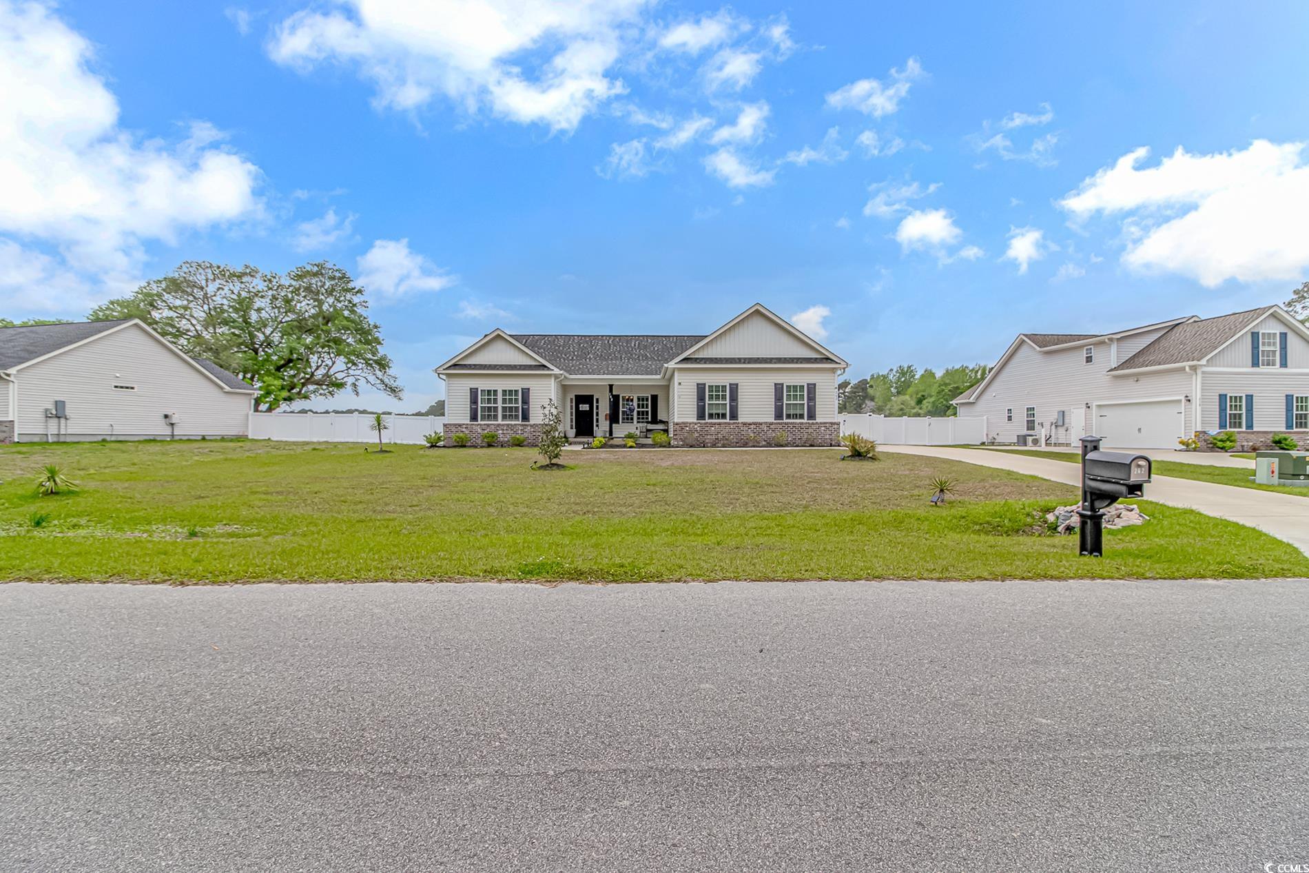 262 Ole Maple Street Loris, SC 29569 - Photo 2 of 40