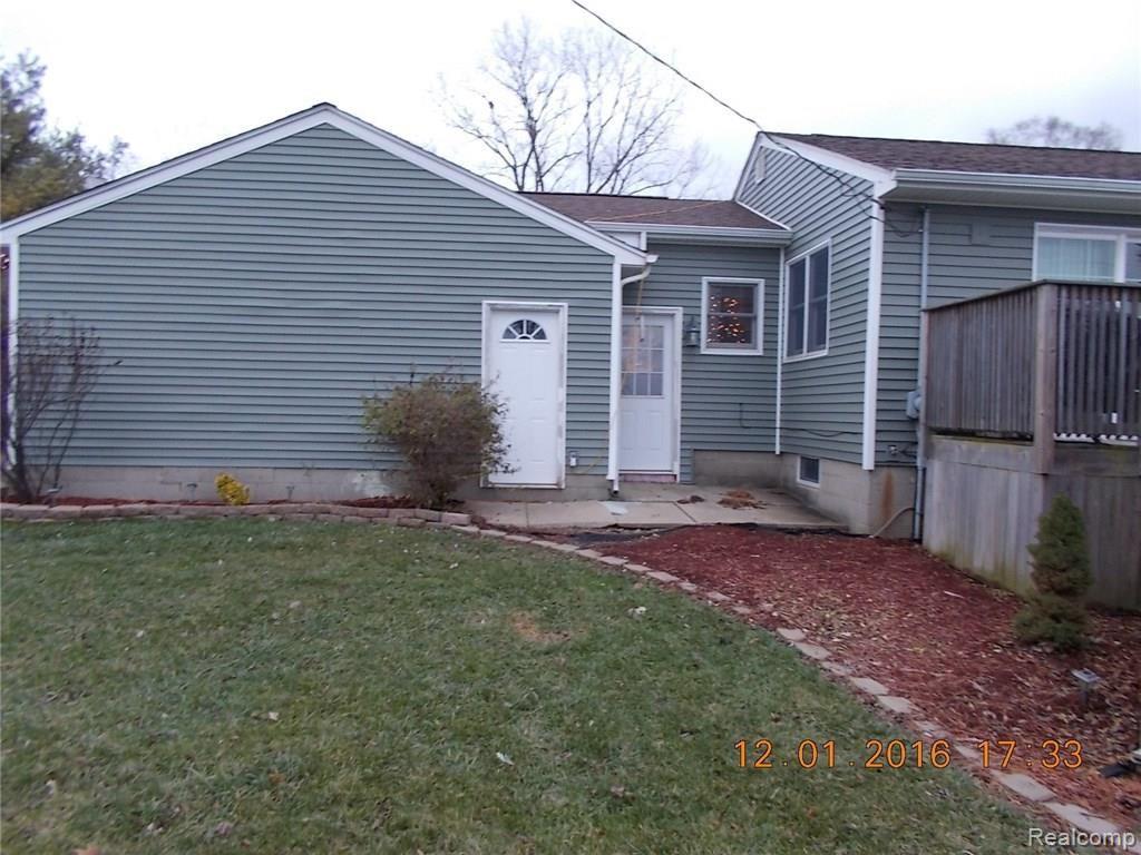 4680 Cottrell Road Vassar, MI 48768 - Photo 4 of 20 DSCN1970.JPG