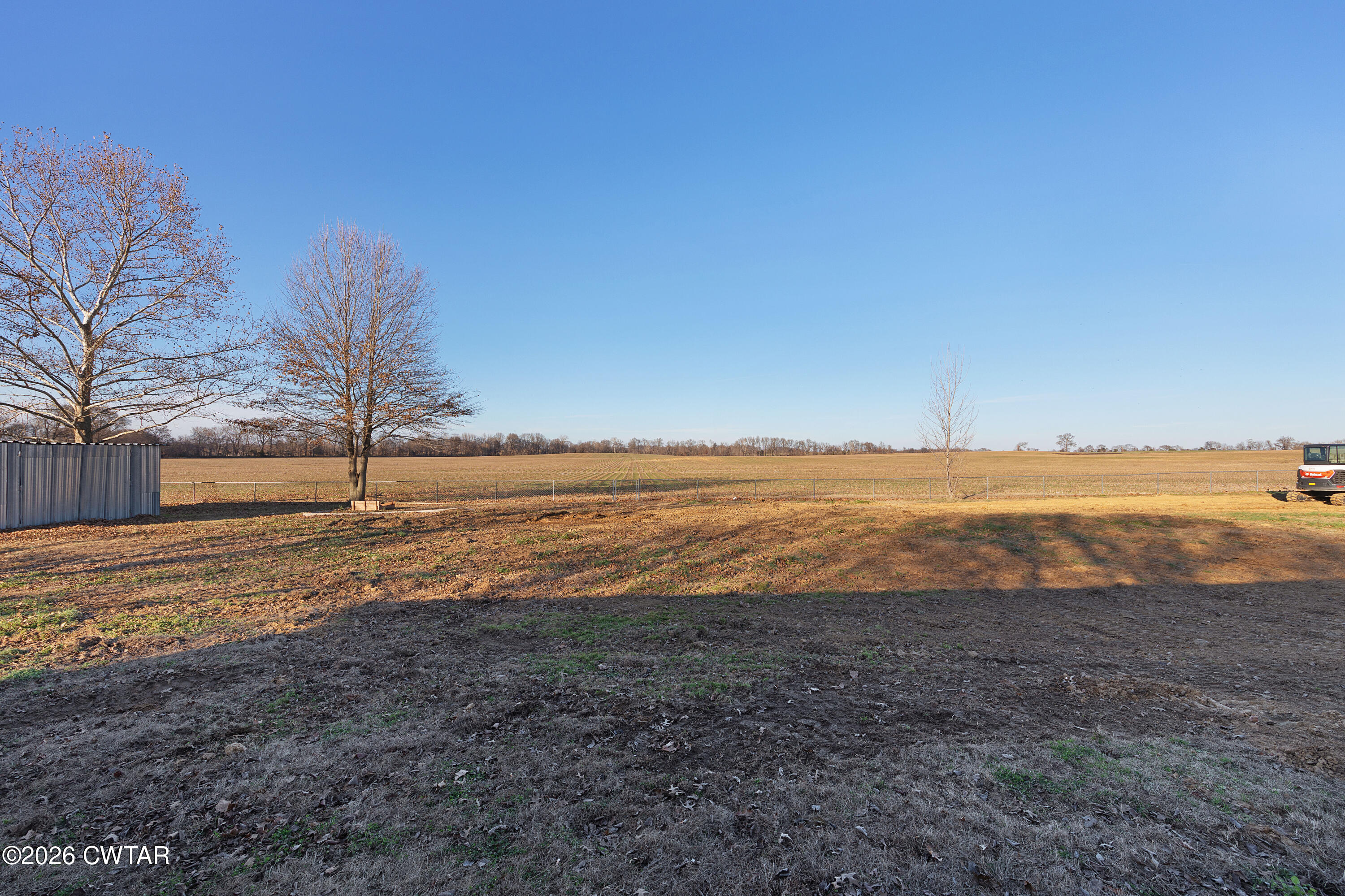 244 Loop Road Trenton, TN 38382 - Photo 9 of 25 a view of an ocean beach