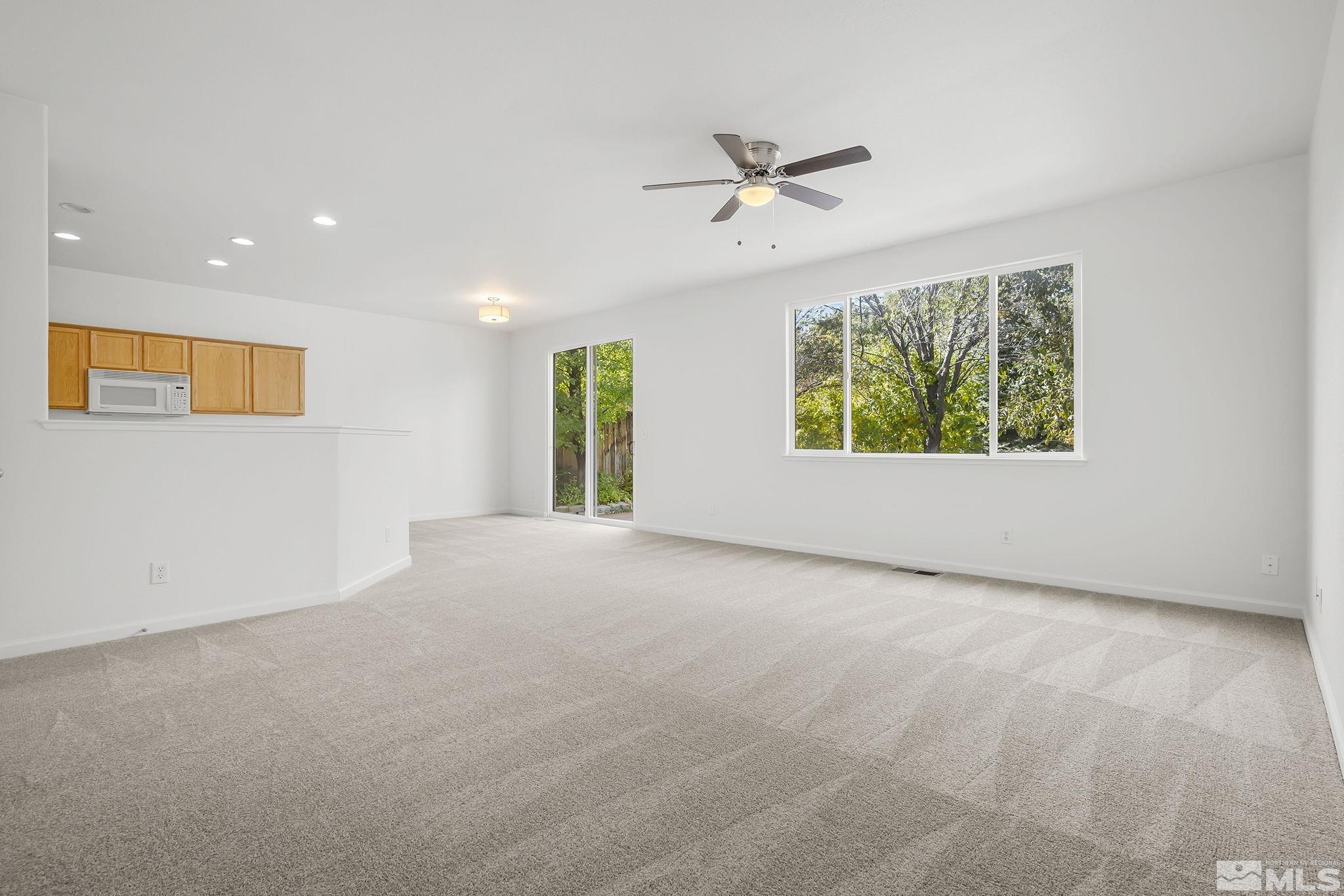 11655 Lone Desert Drive Reno, NV 89506 - Photo 3 of 17 Photo 3
