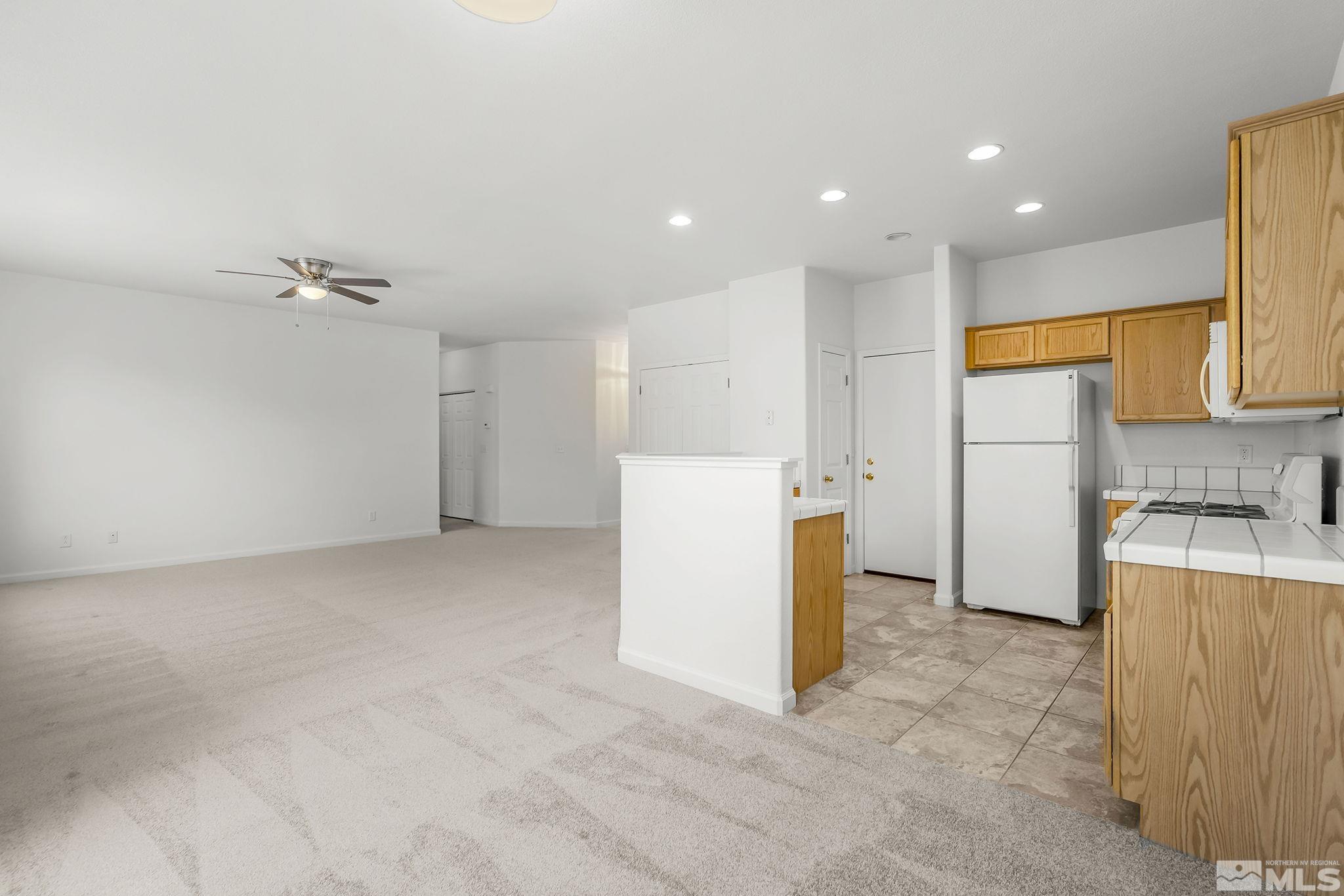 11655 Lone Desert Drive Reno, NV 89506 - Photo 5 of 17 Photo 5