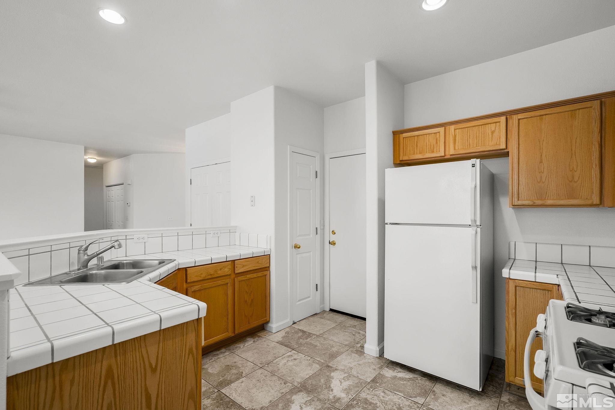 11655 Lone Desert Drive Reno, NV 89506 - Photo 6 of 17 Photo 6