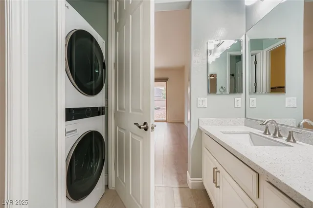 $799,500 | 9713 University Ridge Avenue, Las Vegas, NV 89149