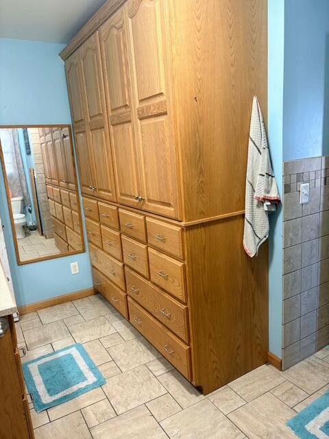 30311 Highway 86 Colon, MI 49040 - Photo 18 of 21 30311bathroom2