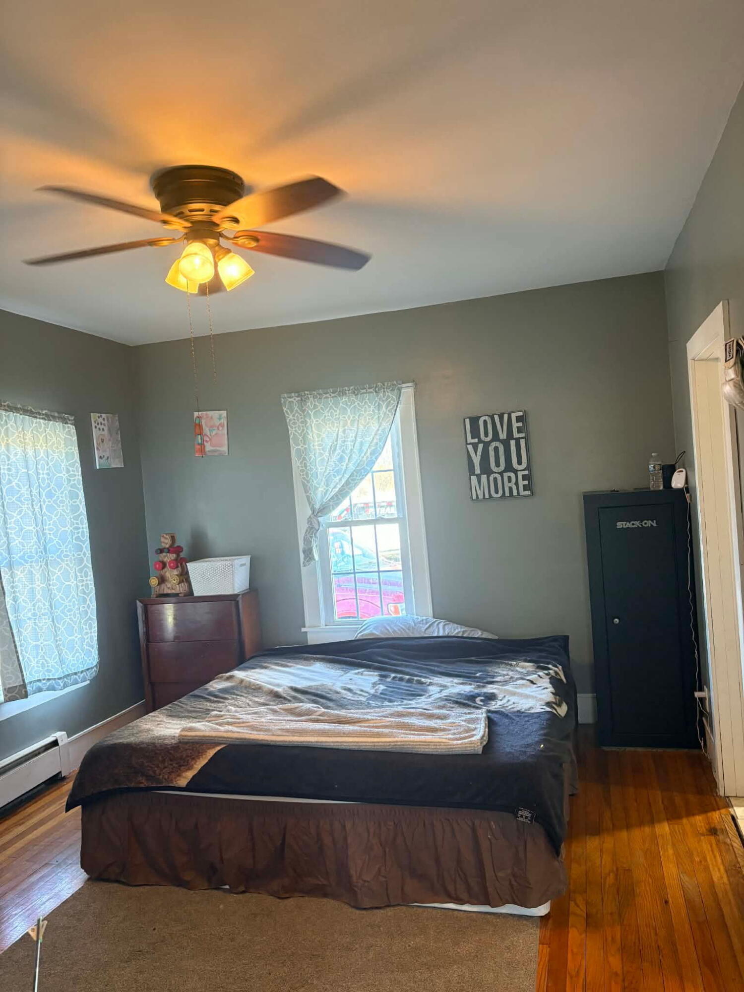 30311 Highway 86 Colon, MI 49040 - Photo 2 of 21 30311bedroom