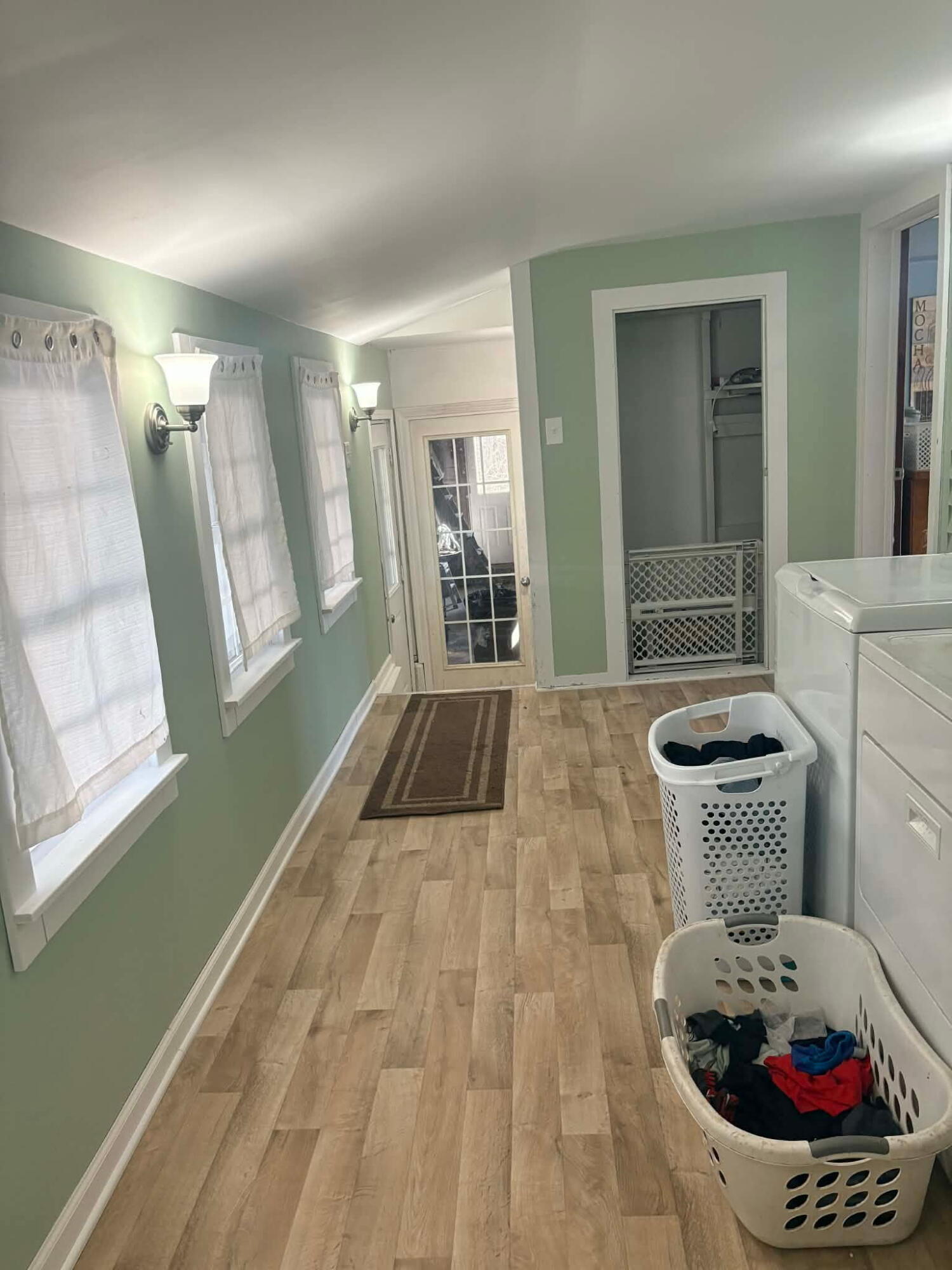 30311 Highway 86 Colon, MI 49040 - Photo 5 of 21 30311laundryroom
