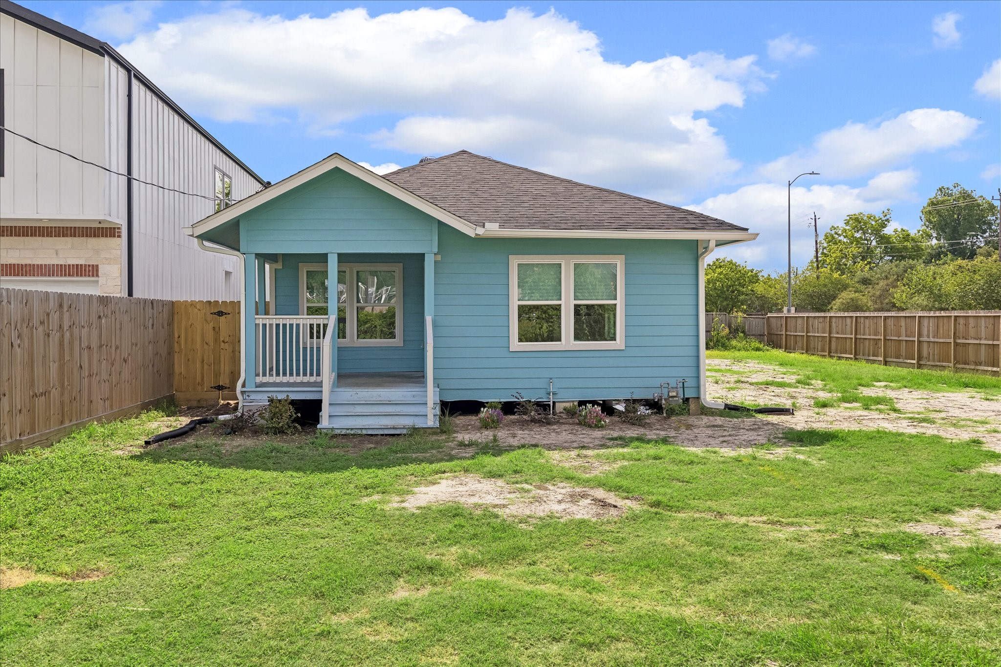 7702 Sealey Street Houston, TX 77088 - Photo 1 of 25