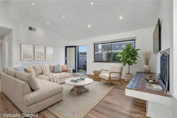 $7,795 | 602 Victoria, Venice, CA 90291