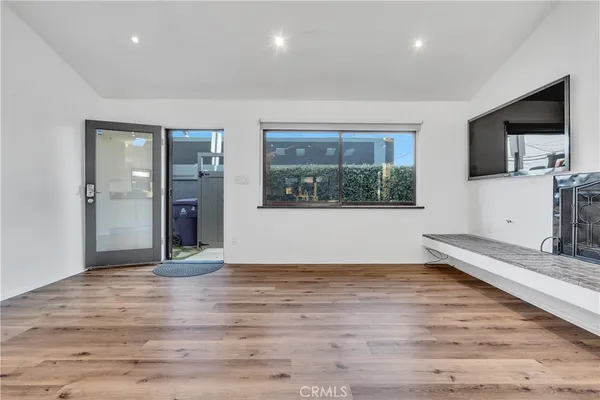 $7,795 | 602 Victoria, Venice, CA 90291