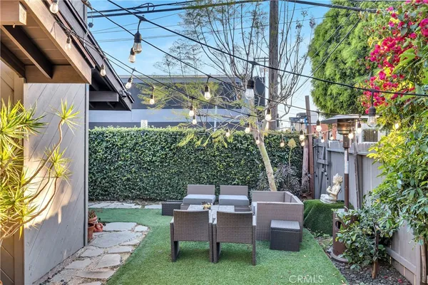 $7,795 | 602 Victoria, Venice, CA 90291