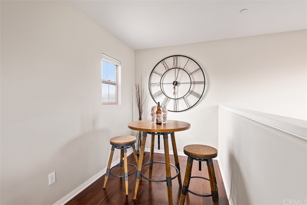 128 Long Grass Irvine, CA 92618 - Photo 34 of 42 a view of a room with furniture and a mirror