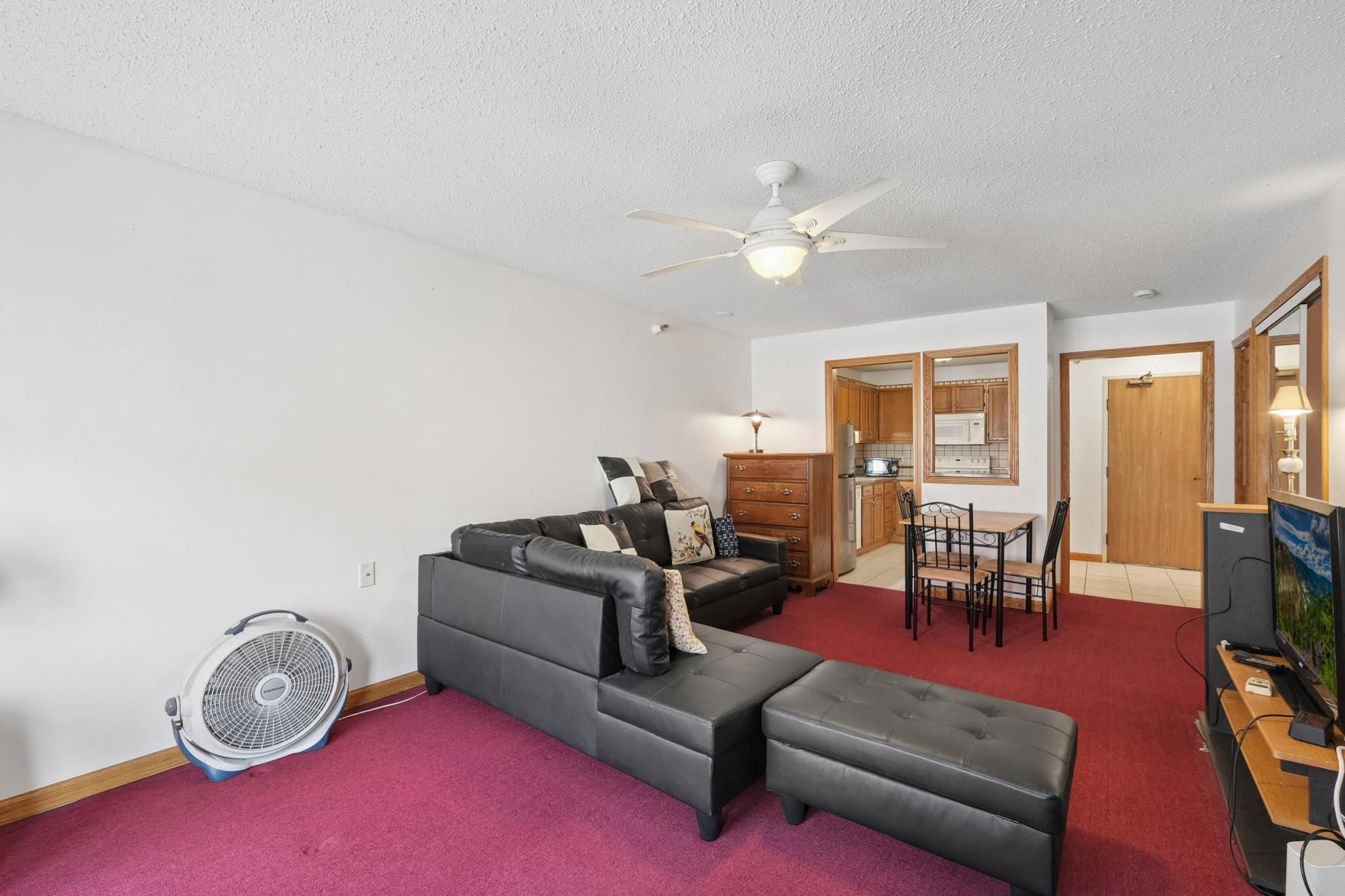 500 County B Road West, Unit 111 Roseville, MN 55113 - Photo 7 of 25