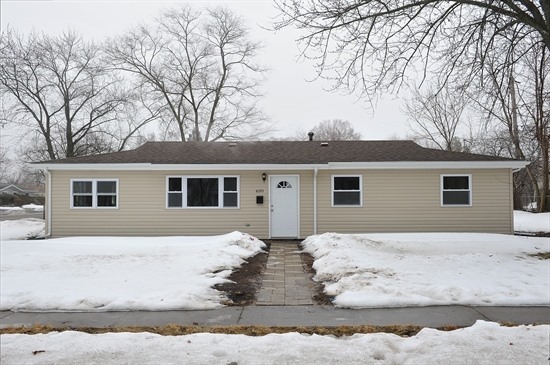 630 Walnut Road Wauconda, IL 60084 - Photo 1 of 23