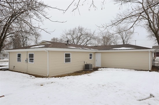 630 Walnut Road Wauconda, IL 60084 - Photo 21 of 23