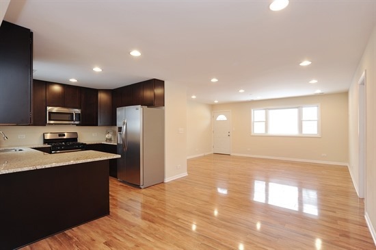 630 Walnut Road Wauconda, IL 60084 - Photo 4 of 23
