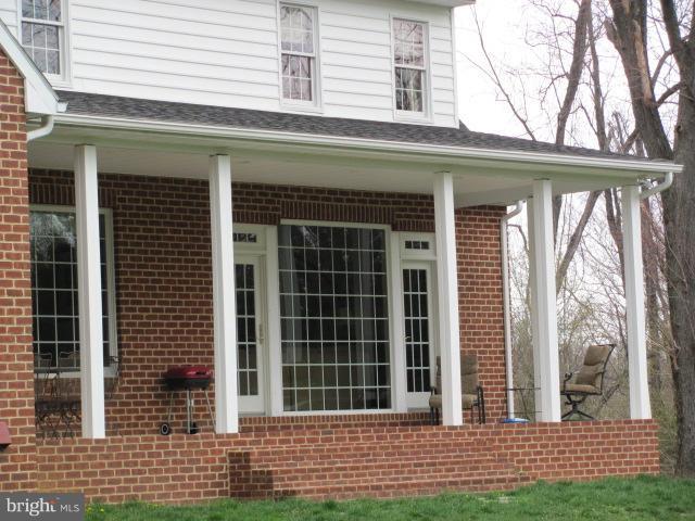16907 Shaffer Road Sharpsburg, MD 21782 - Photo 22 of 30 Rear Porch