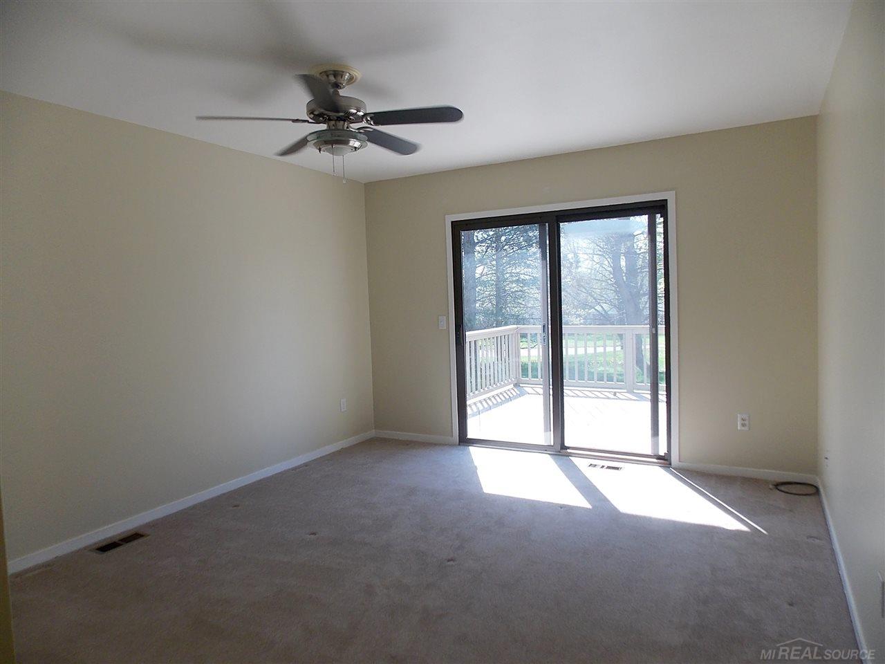 556 Harrow Court Rochester Hills, MI 48307 - Photo 11 of 30