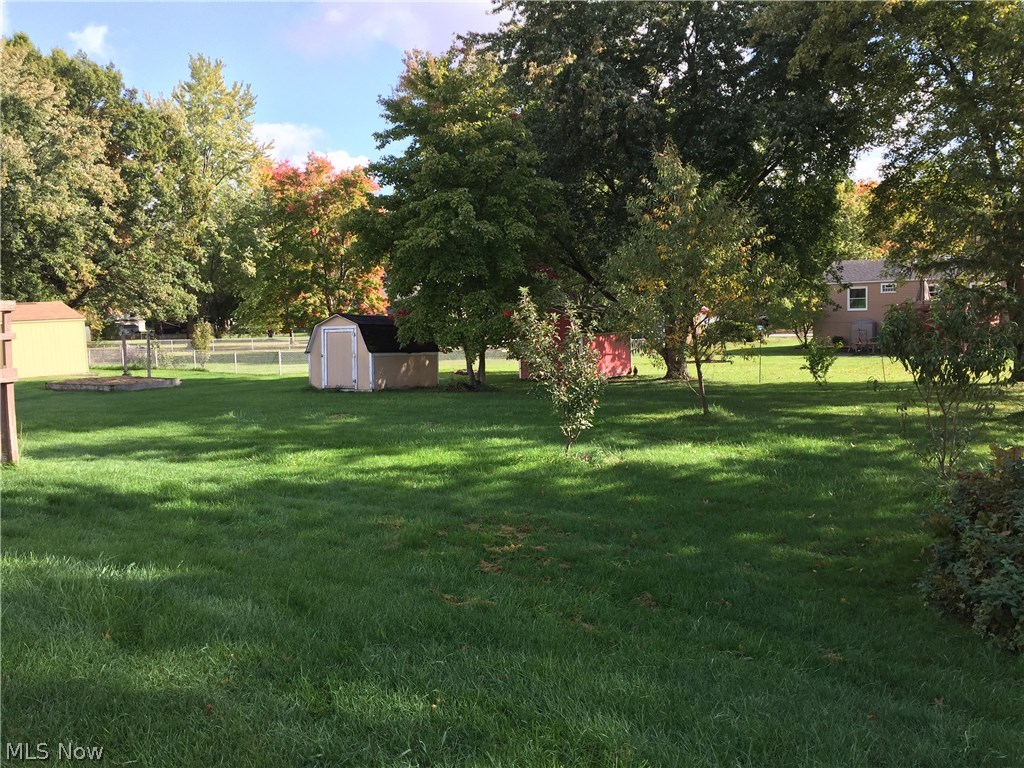 1509 Sunnyacres Road Akron, OH 44321 - Photo 2 of 18 Copley Ohio large backyard 1/2 acre lot