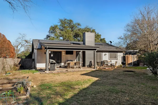 $2,800 | 3909 Holt Drive, Austin, TX 78749